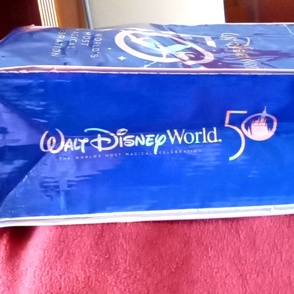 DISNEY 50th ANNIVERSARY SHOPPING BAG - Picture 3 of 5
